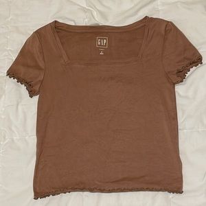Small Brown modern T, Gap